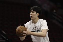 BB贝博夏洛特黄蜂国际比赛日再遭质疑，志在CBA常规赛名次提升，话题不断，身体对抗强度拉满的简单介绍