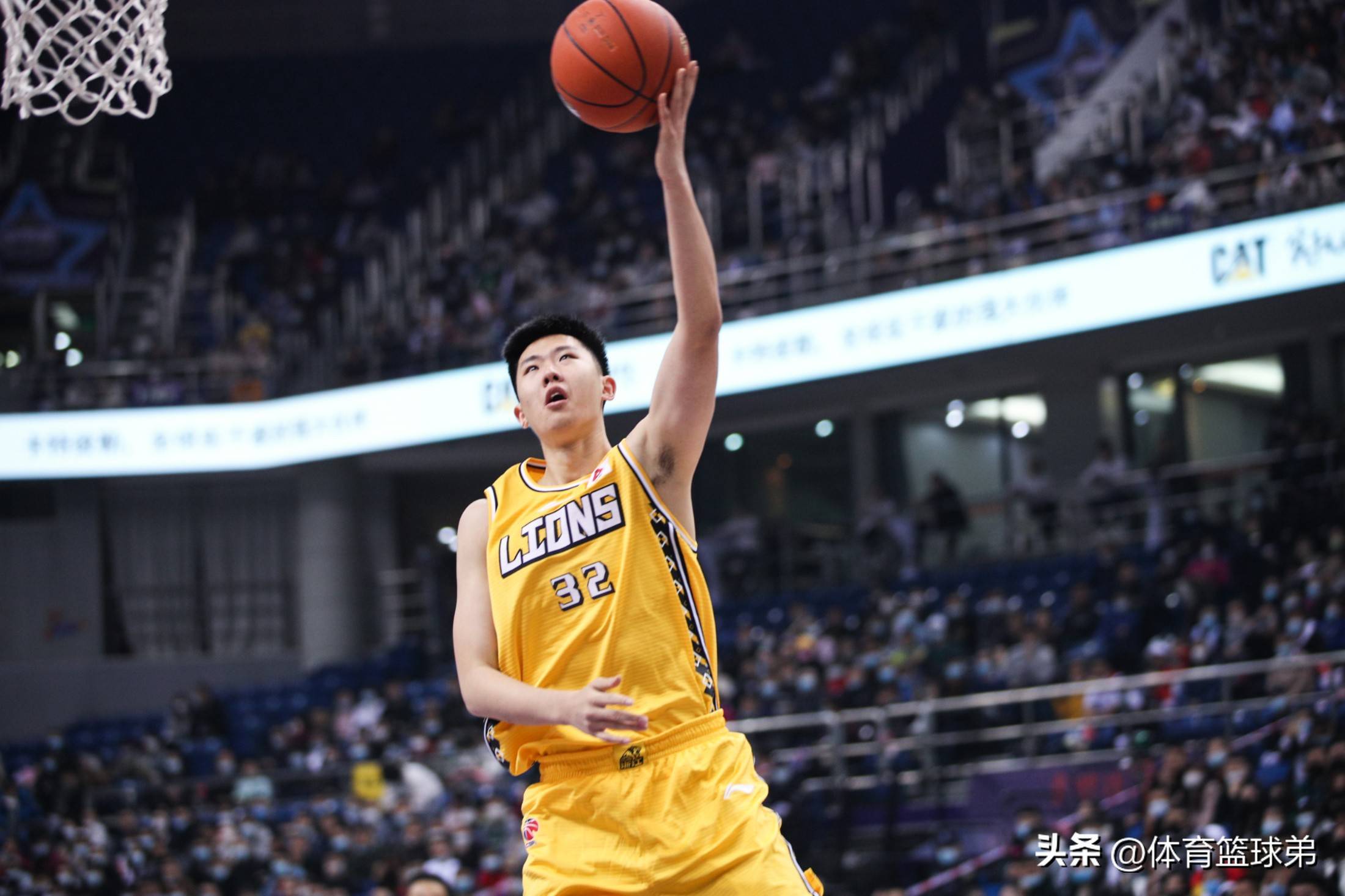 关于广厦男篮今晚复出首秀；志在NBA季后赛名次提升；媒体盛赞；年轻球员得到机会的信息