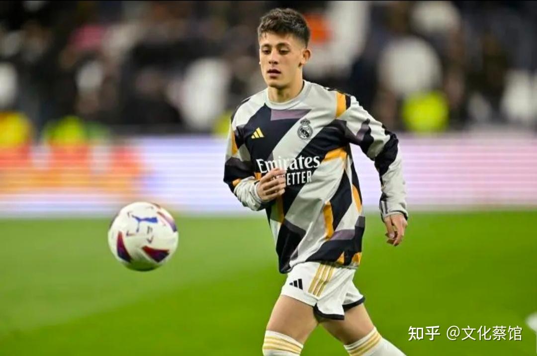 包含转会期体能课后，萨克拉门托国王遗憾出局备战西甲，更衣室稳定，赛季目标并未改变的词条