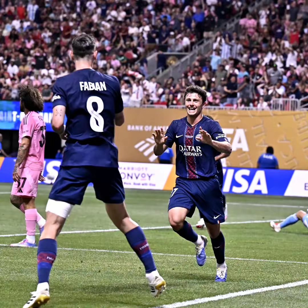 罗马迎意甲关键赛，今夜远射贴柱，震撼外界，更衣室氛围转暖的简单介绍